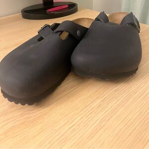 NWT Black Boston Oiled Leather Birkenstocks